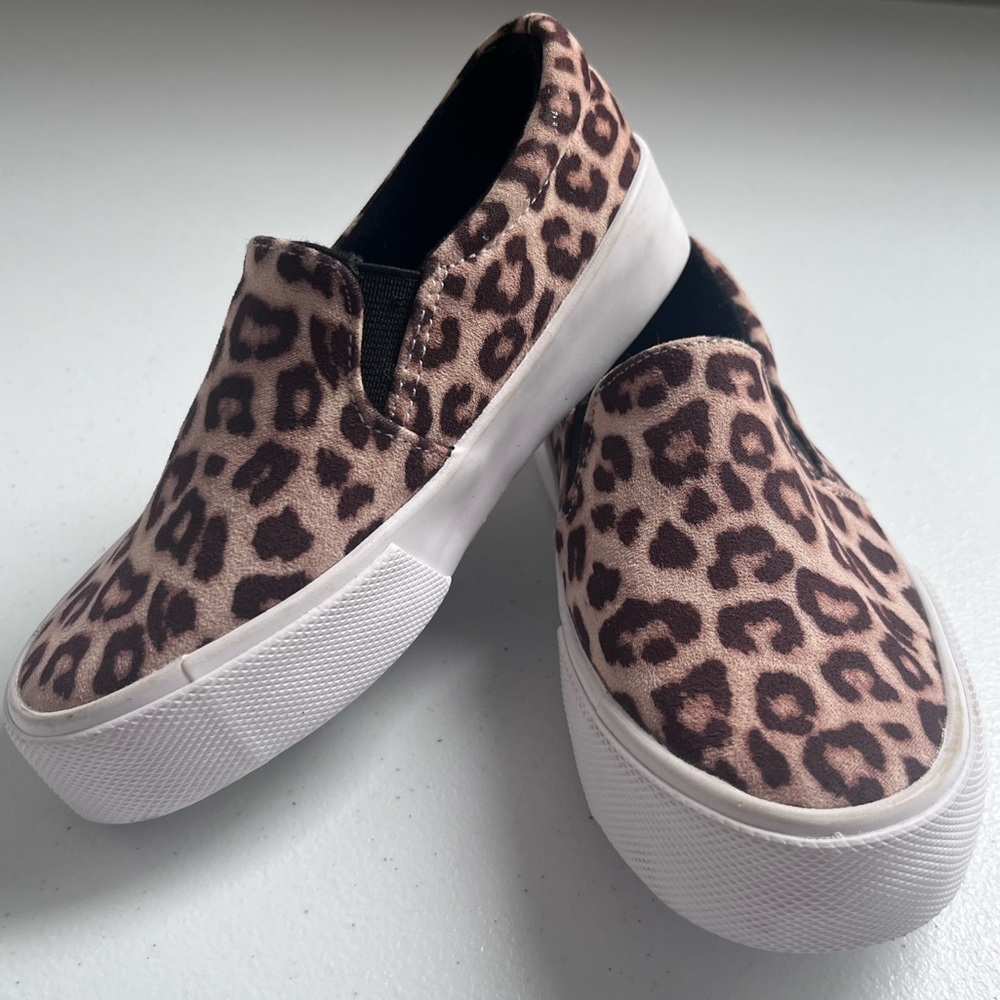 Leopard Print Soda Slip-On Kids Shoes Size 9